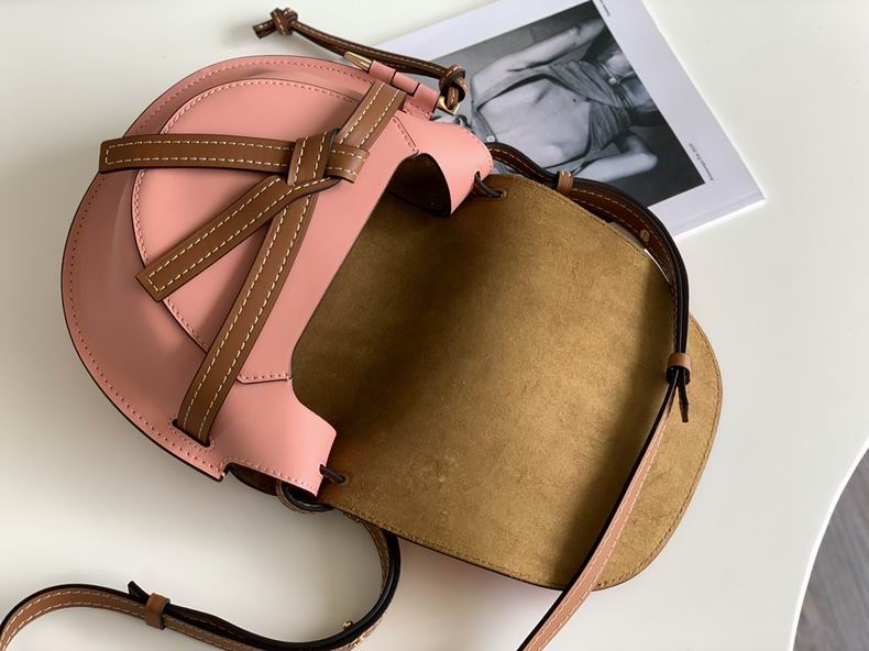 Loewe 011821 20x19x11.5cm ss7 (7)