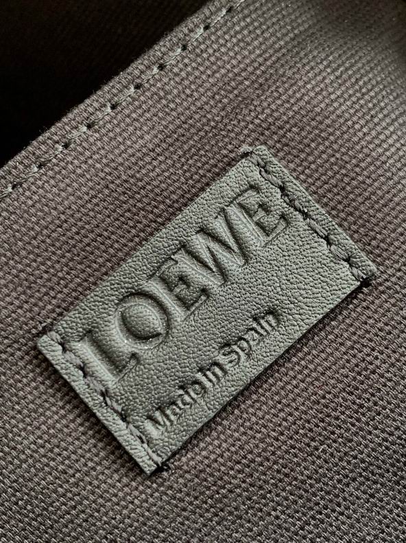 Loewe 011880 31.5x15.5x45cm ss (2)