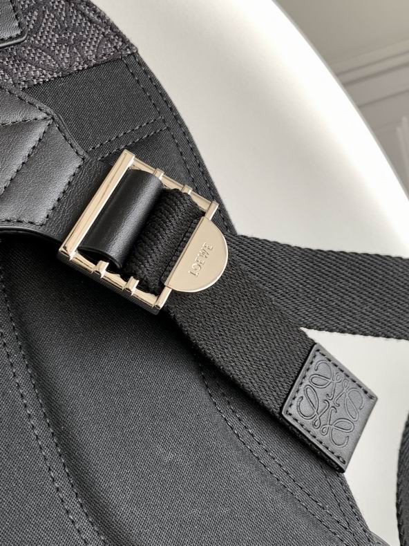 Loewe 011880 31.5x15.5x45cm ss (4)