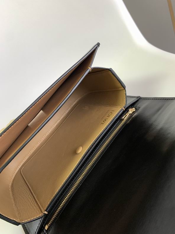 Loewe 012121 22.5x16.5x6.5cm ss31 (4)