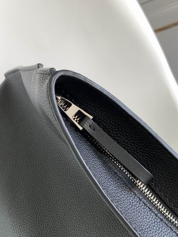 Loewe 060355 74x25x17cm ss36 (4)