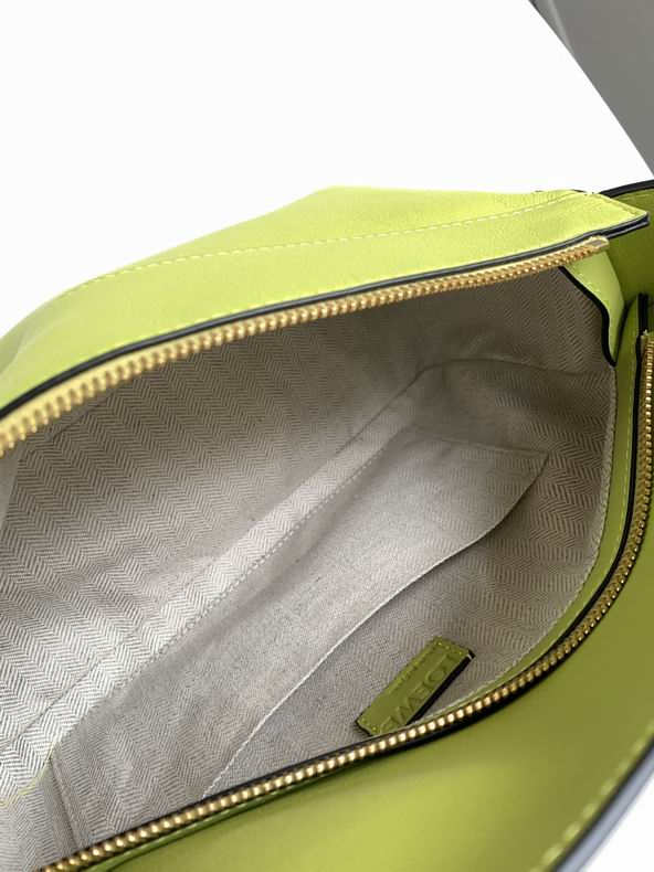 Loewe 060688 28.7x10.7x5.5cm ss2 (5)