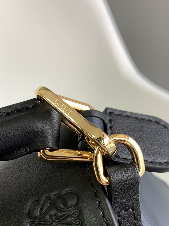 Loewe 0618138 18x12.5x8cm ss10 (6)