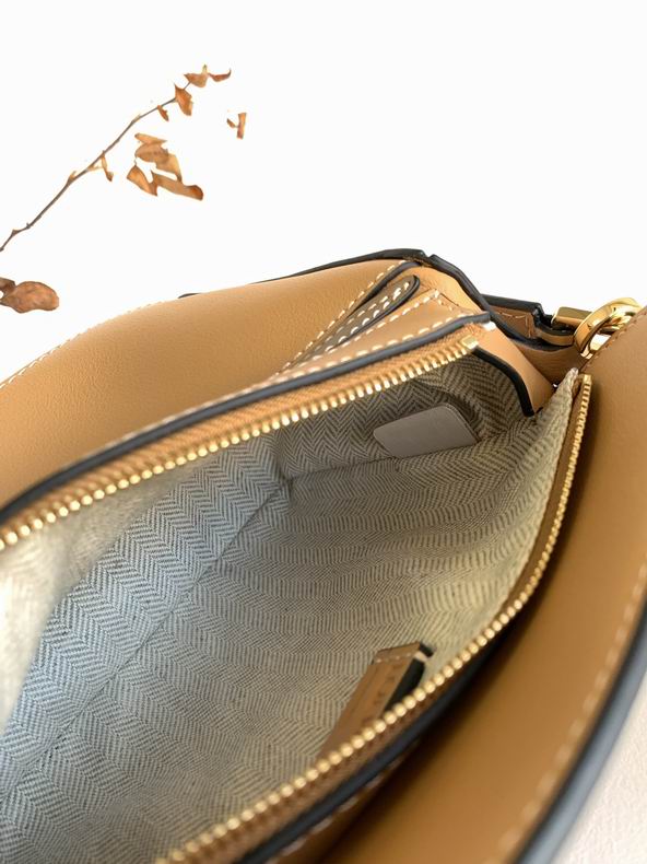 Loewe 0618138 18x12.5x8cm ss11 (2)