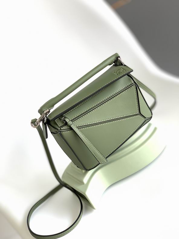 Loewe 0618138 18x12.5x8cm ss8 (8)