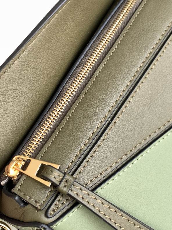 Loewe 0618138 18x12.5x8cm ss9 (6)