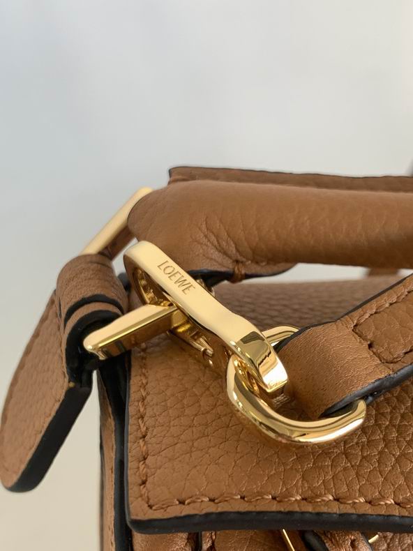 Loewe 061838 18x12.5x8cm ss13 (8)