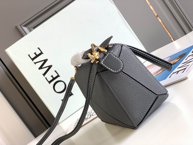 Loewe 061838 18x12.5x8cm ss14 (5)