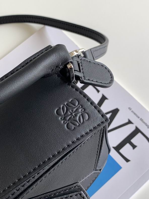 Loewe 061838 18x12.5x8cm ss3 (5)