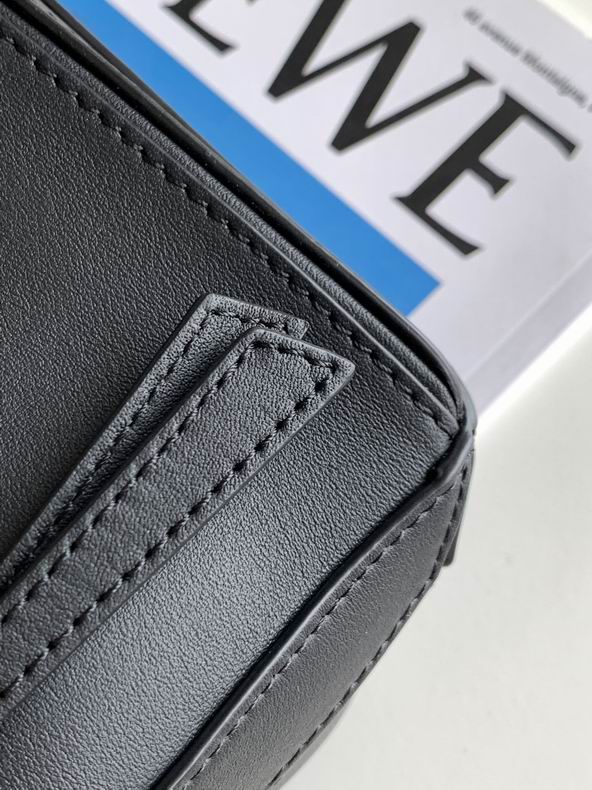 Loewe 061838 18x12.5x8cm ss3 (6)