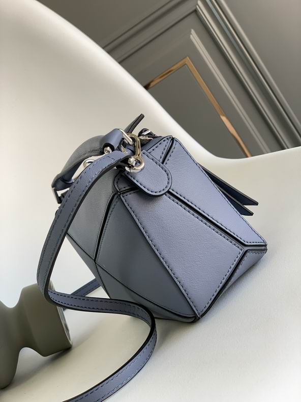 Loewe 061838 18x12.5x8cm ss37 (1)