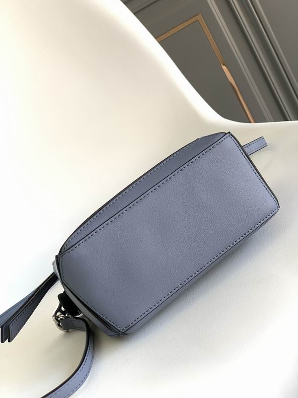 Loewe 061838 18x12.5x8cm ss37 (4)