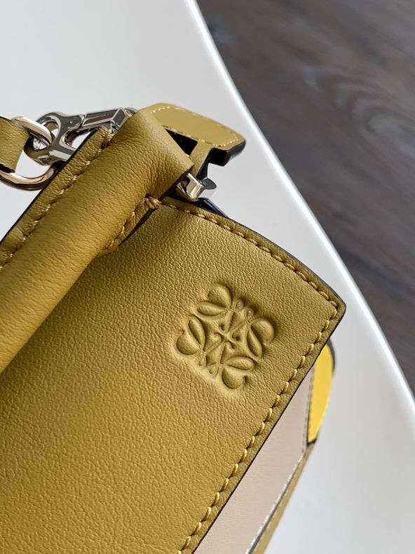 Loewe 061838 18x12.5x8cm ss47 (4)