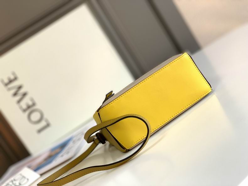 Loewe 061838 18x12.5x8cm ss47 (5)