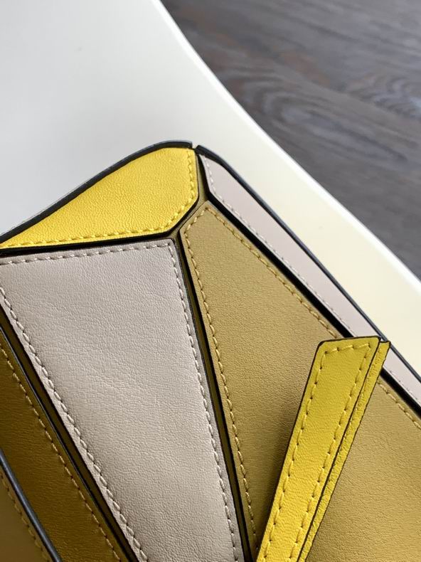 Loewe 061838 18x12.5x8cm ss47 (6)