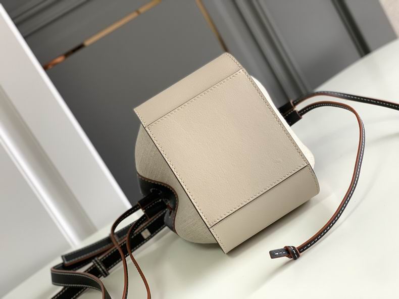 Loewe 061847 19x11x17cm ss35 (5)