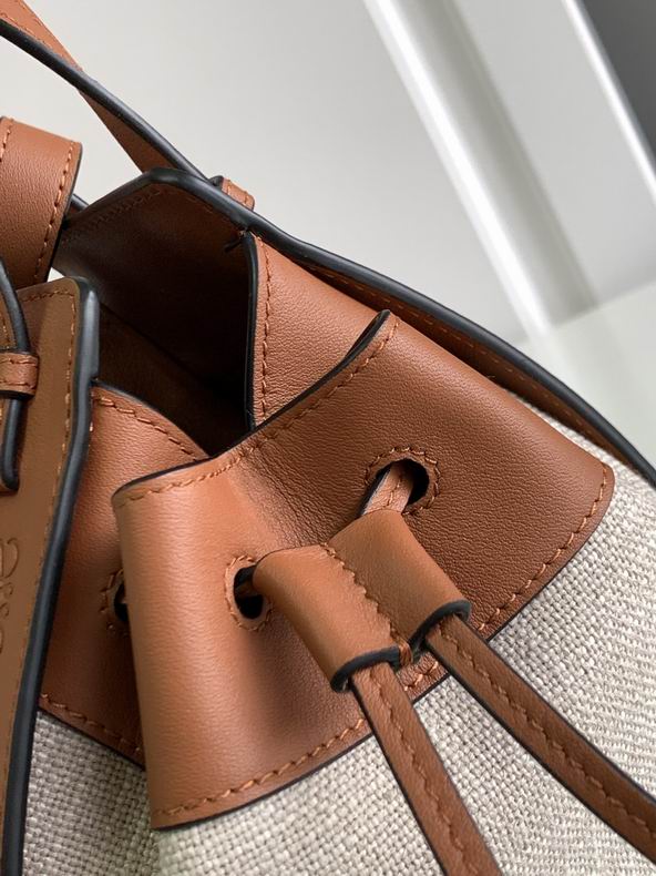 Loewe 061847 19x11x17cm ss36 (5)