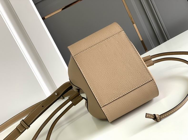 Loewe 061847 19x11x17cm ss37 (6)