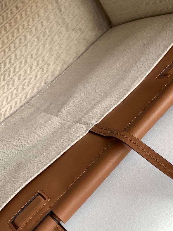 Loewe 061920 35x27x19cm ss42 (3)