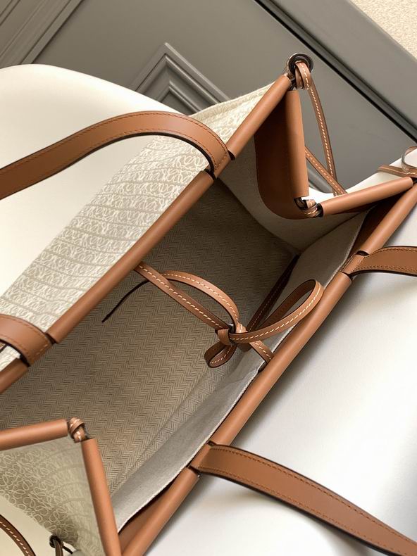 Loewe 061920 35x27x19cm ss42 (5)