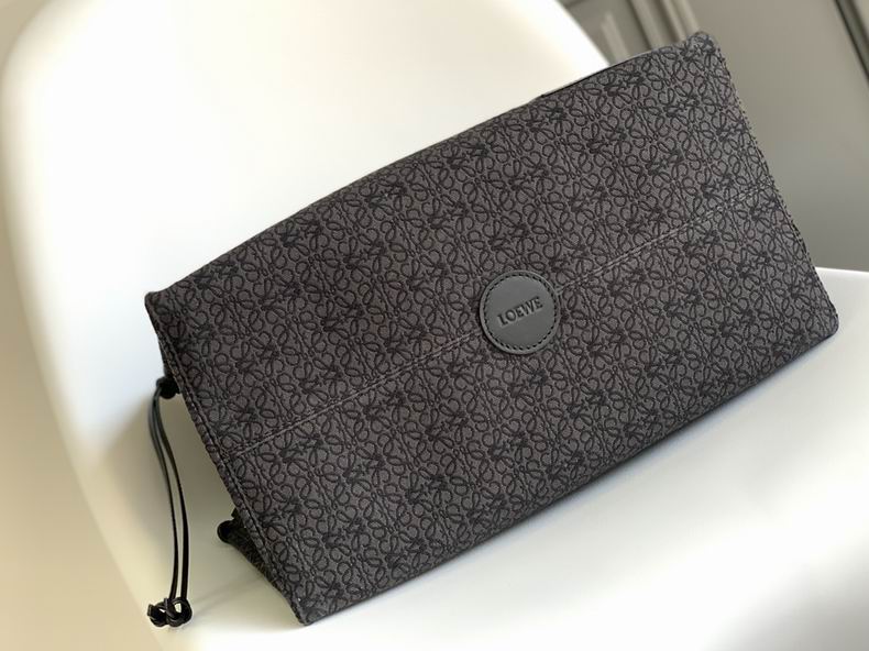 Loewe 061921 32x26x16cm ss43 (6)