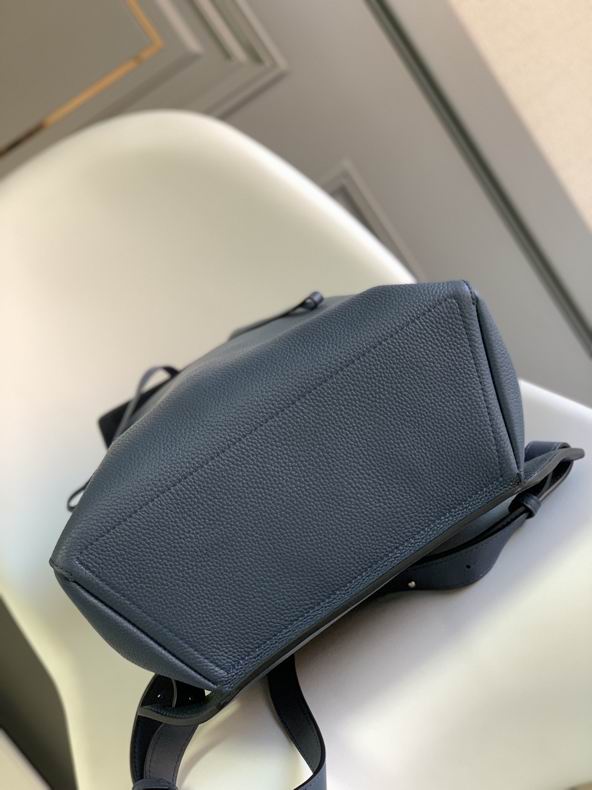 Loewe 062043 41x31x24cm ss 2 (5)