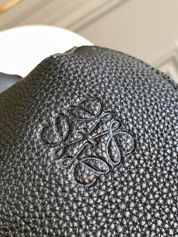 Loewe 062043 41x31x24cm ss 3 (4)