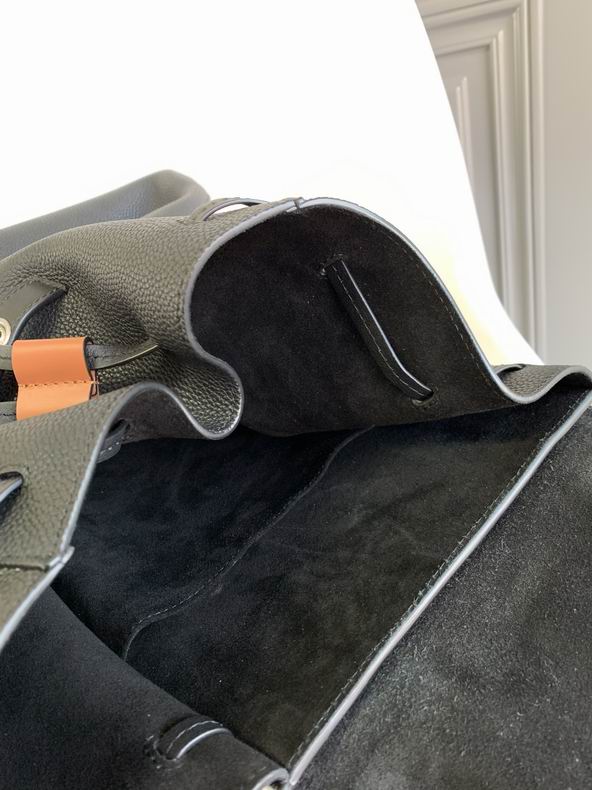 Loewe 062043 41x31x24cm ss 3 (8)