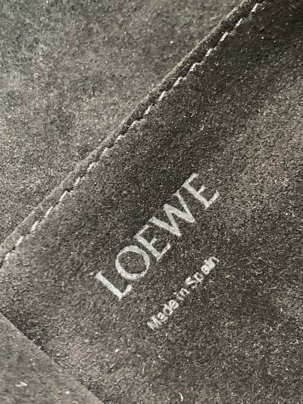 Loewe 062043 41x31x24cm ss 3 (9)