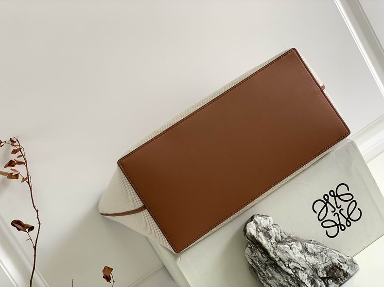 Loewe 062186 29x14x25cm ss4 (2)