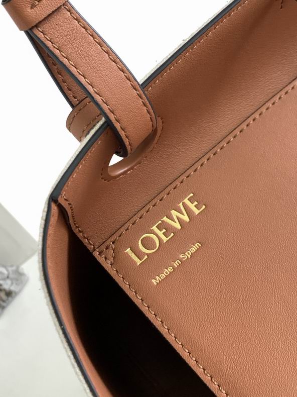 Loewe 062186 29x14x25cm ss4 (6)