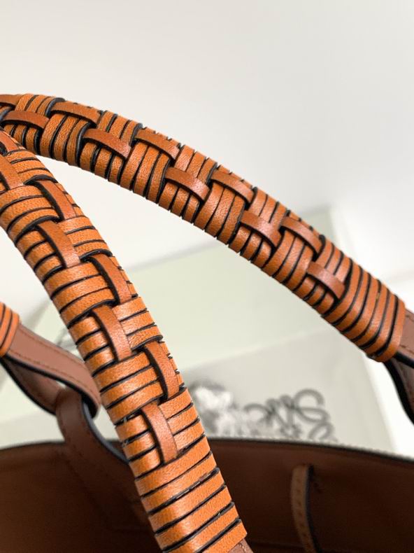 Loewe 062186 29x14x25cm ss4 (8)