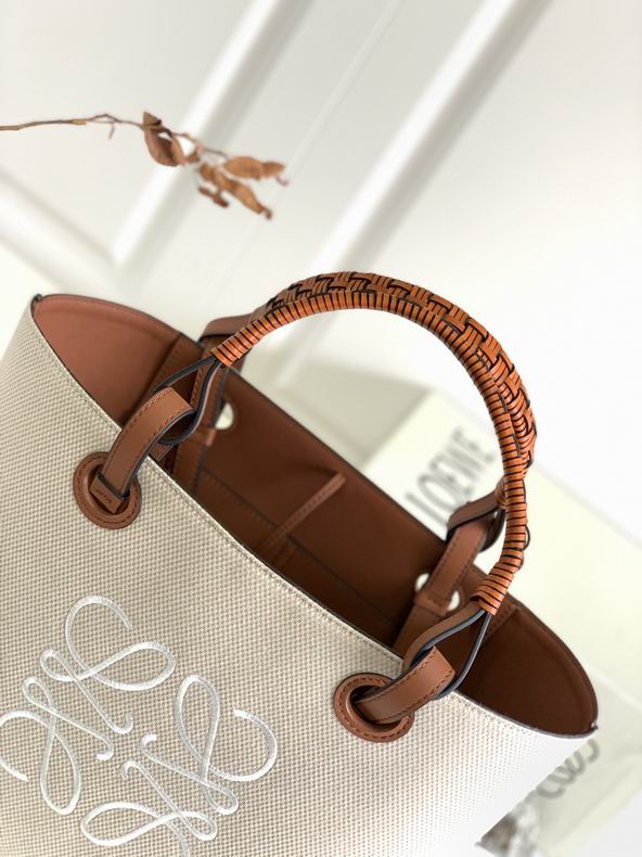 Loewe 062186 29x14x25cm ss4 (9)