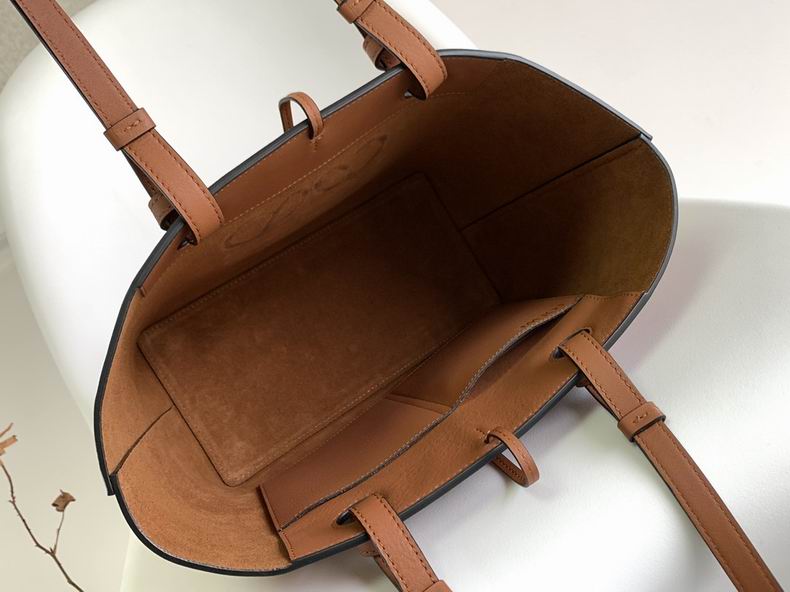 Loewe 062186 29x14x25cm ss48 (4)