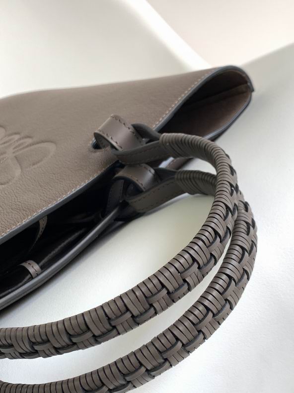 Loewe 062186 29x14x25cm ss49 (3)