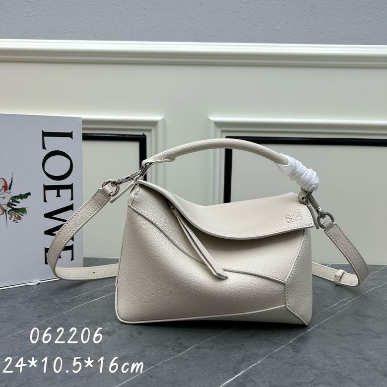 Loewe 062206 24x10.5x16cm ww (33)