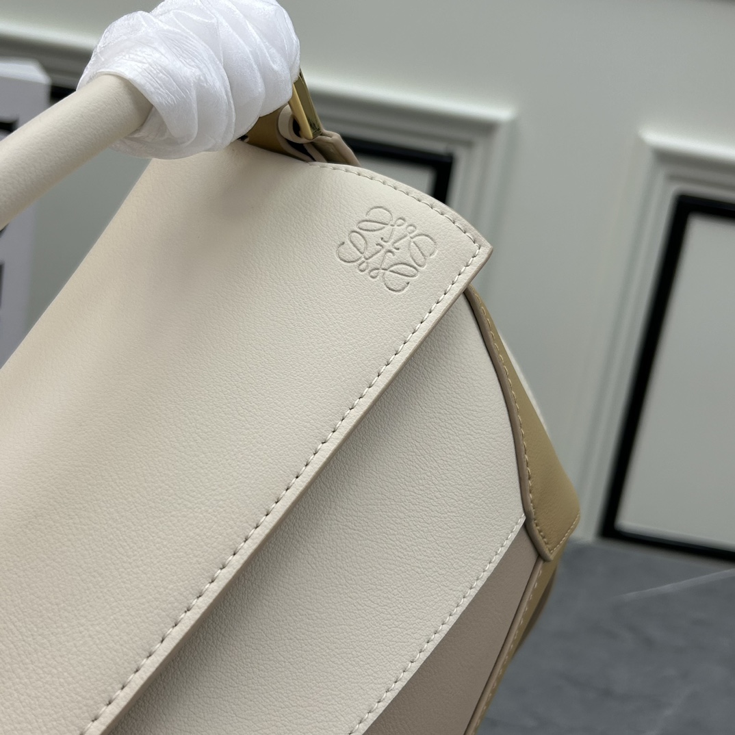 Loewe 062206 24x10.5x16cm ww1 (20)