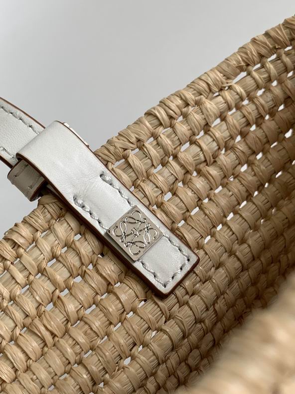 Loewe 10112 30x21x11cm ss16 (9)