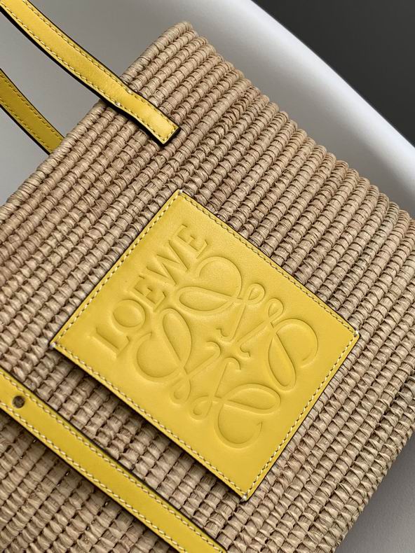 Loewe 10112 30x21x11cm ss17 (3)