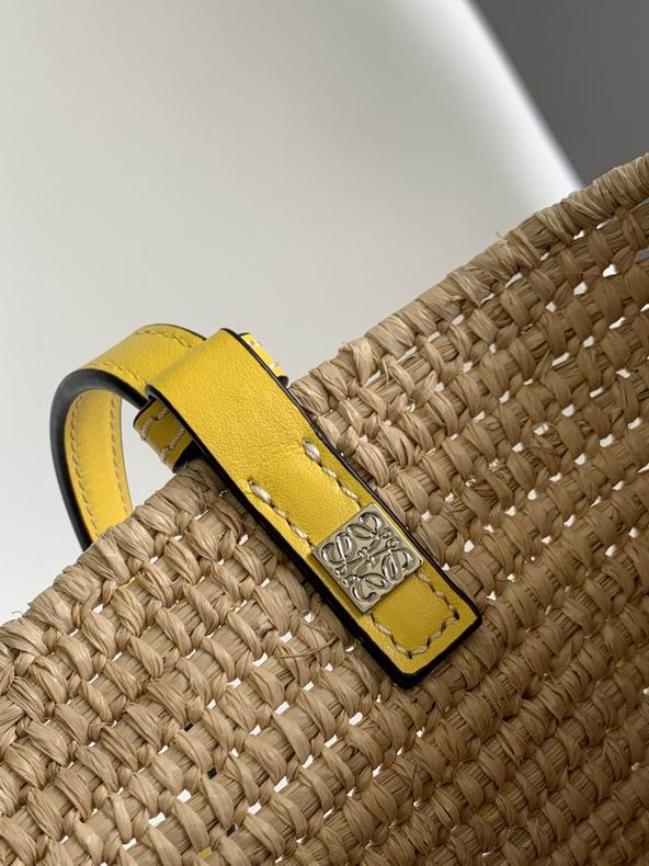 Loewe 10112 30x21x11cm ss17 (6)