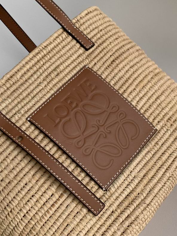 Loewe 10112 30x21x11cm ss18 (8)