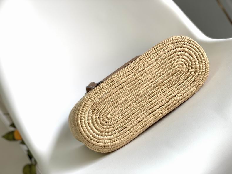 Loewe 10112 30x21x11cm ss18 (9)