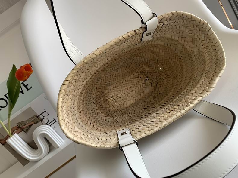 Loewe 10129 33x17x13cm ss39 (3)