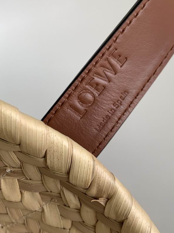 Loewe 10129 33x17x13cm ss40 (3)