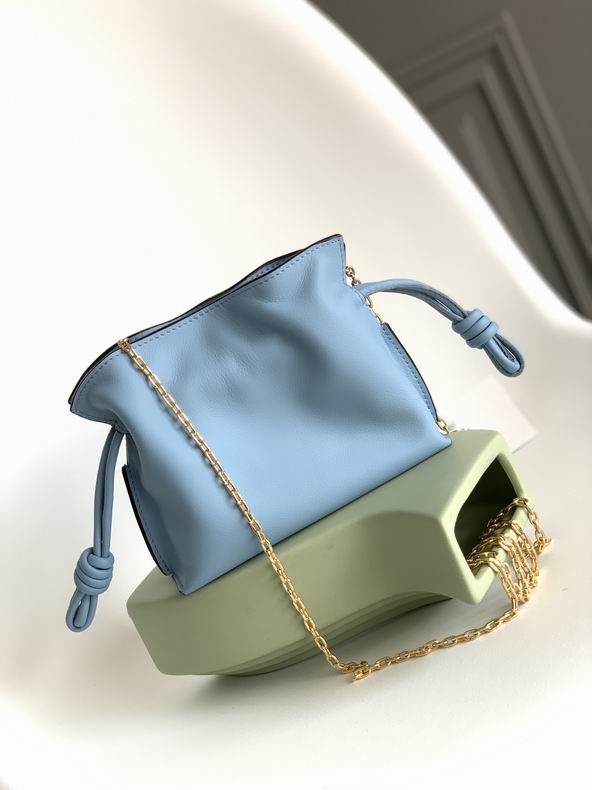 Loewe 10853 15.5x12.5x5.5cm ss19 (2)