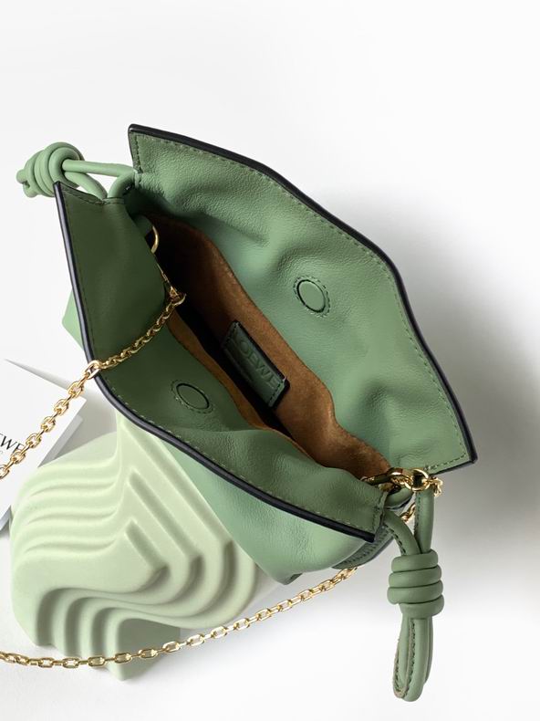 Loewe 10853 15.5x12.5x5.5cm ss23 (3)