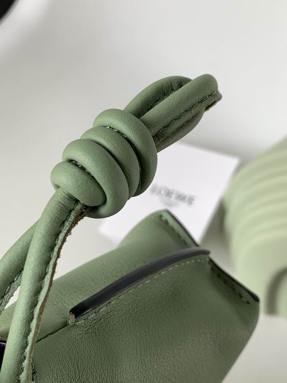 Loewe 10853 15.5x12.5x5.5cm ss23 (4)