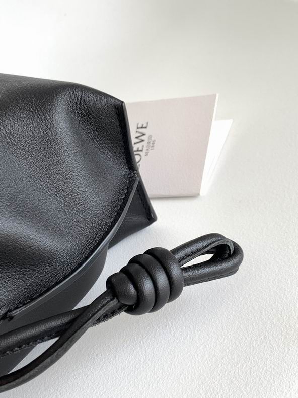 Loewe 10855 23x18x9cm ss27 (6)