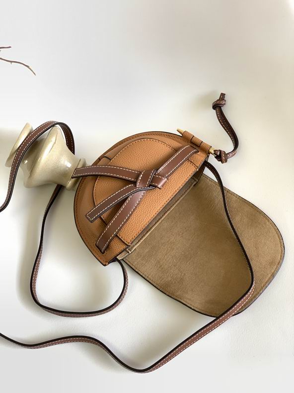 Loewe 15x12.5x8 20x19x11.5cm ss33 (4)