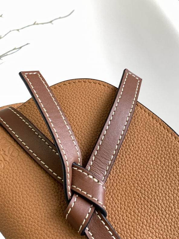 Loewe 15x12.5x8 20x19x11.5cm ss33 (5)